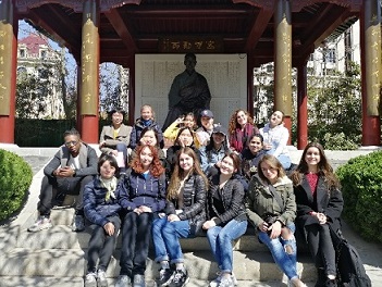 1553567486997950.jpg yl88858永利集团留学生体验天津历史与发展2.jpg